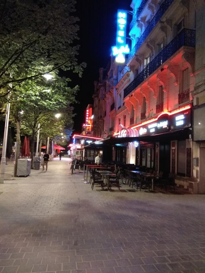 Hotel Le Monopole Reims Exterior foto